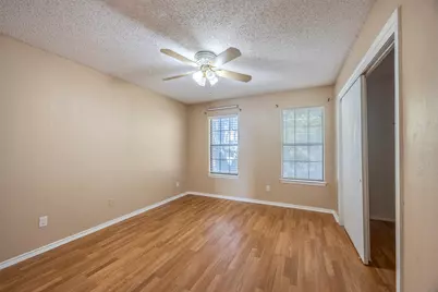 7337 Kingswood Circle, Fort Worth, TX 76133 - Photo 19