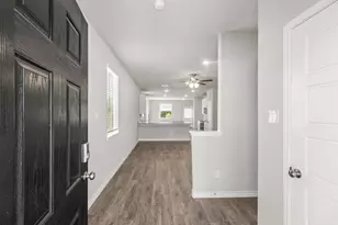 10633 Stag Ln, Fort Worth, TX 76036 - Photo 3