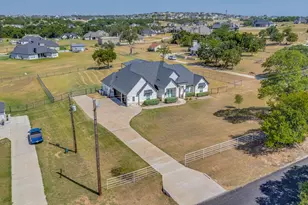 650 Finney Dr, Weatherford, TX 76085 - Photo 3