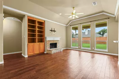 1612 Twin Oaks Drive, Cleburne, TX 76033 - Photo 29