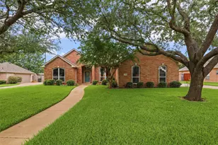 1612 Twin Oaks Dr, Cleburne, TX 76033 - Photo 5