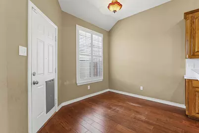 1612 Twin Oaks Drive, Cleburne, TX 76033 - Photo 13