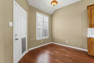 1612 Twin Oaks Dr, Cleburne, TX 76033 - Photo 13