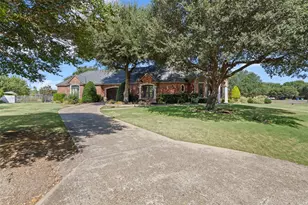 441 Country Ridge Ln, Red Oak, TX 75154 - Photo 5