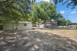 225 John Thomas Dr, Seven Points, TX 75143 - Photo 21