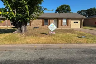 111 Freeman St, Terrell, TX 75160 - Photo 1