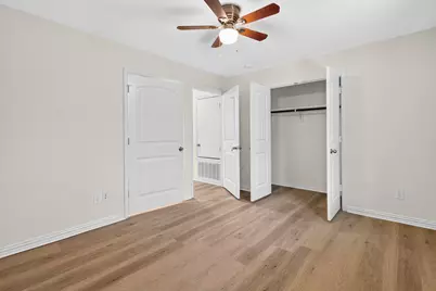 4920 S Peachtree Road, Balch Springs, TX 75180 - Photo 13