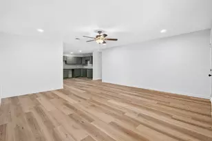4920 S Peachtree Rd, Balch Springs, TX 75180 - Photo 3