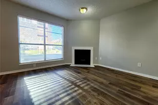 1901 N Fitzhugh Ave, Dallas, TX 75204 - Photo 3