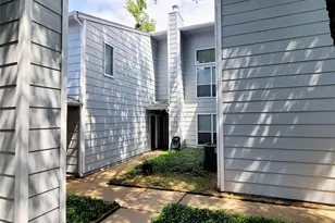 1901 N Fitzhugh Ave, Dallas, TX 75204 - Photo 13