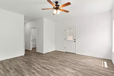 828 Elijah, Lampasas, TX 76550 - Photo 13