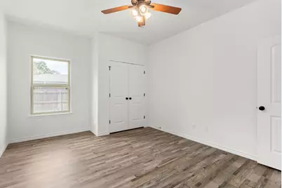 828 Elijah, Lampasas, TX 76550 - Photo 19