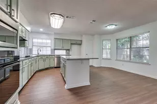 562 Mercer St, Grand Prairie, TX 75052 - Photo 7