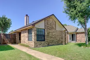 1426 Windmill Ln, Mesquite, TX 75149 - Photo 1