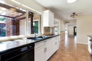 925 Lombardy Dr, Plano, TX 75023 - Photo 15