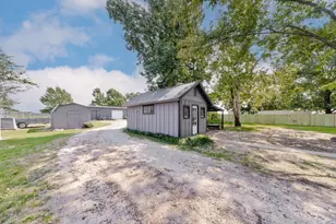 7590 Fm 1758, Bowie, TX 76230 - Photo 21