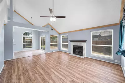 6315 Fairlane Drive, Arlington, TX 76001 - Photo 5