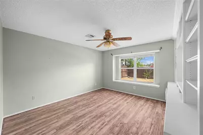 6315 Fairlane Drive, Arlington, TX 76001 - Photo 15