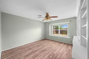 6315 Fairlane Dr, Arlington, TX 76001 - Photo 15