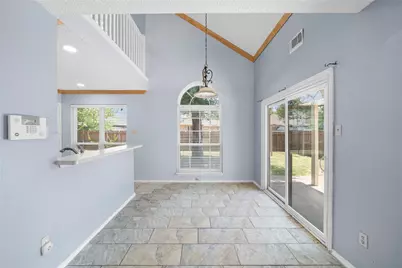 6315 Fairlane Drive, Arlington, TX 76001 - Photo 9