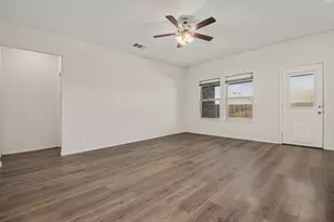 128 Newsom Dr, Royse City, TX 75189 - Photo 5