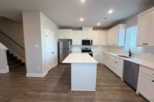 920 Cooksey Ct, Grandview, TX 76050 - Photo 7