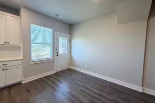 920 Cooksey Ct, Grandview, TX 76050 - Photo 9