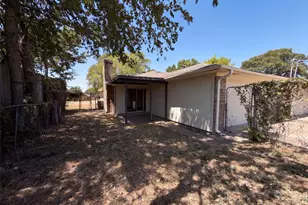 4824 Berridge Ln, Dallas, TX 75227 - Photo 5