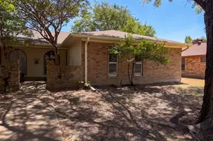4824 Berridge Ln, Dallas, TX 75227 - Photo 1