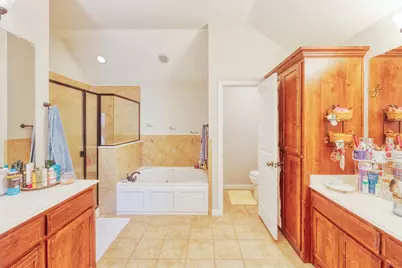 18 Pleasant Valley, Sanger, TX 76266 - Photo 7