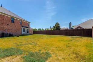 11701 Lampwick Ln, Frisco, TX 75035 - Photo 37