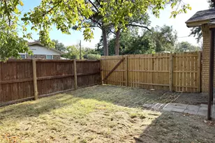 506 Walnut St, Collinsville, TX 76233 - Photo 15