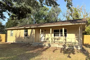 506 Walnut St, Collinsville, TX 76233 - Photo 1