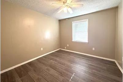 506 Walnut Street, Collinsville, TX 76233 - Photo 9