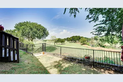 3925 Silver Meadow Lane, Grand Prairie, TX 75052 - Photo 23