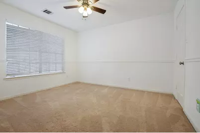 3925 Silver Meadow Lane, Grand Prairie, TX 75052 - Photo 19
