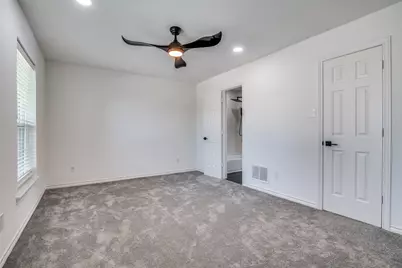 200 Krohn Court, Irving, TX 75038 - Photo 23