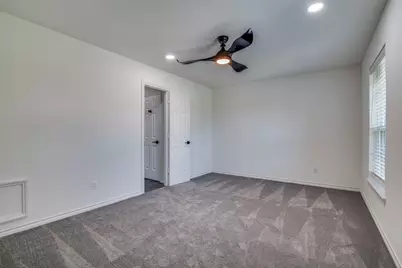 200 Krohn Court, Irving, TX 75038 - Photo 21