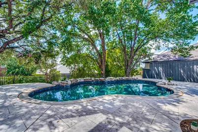 200 Krohn Court, Irving, TX 75038 - Photo 27