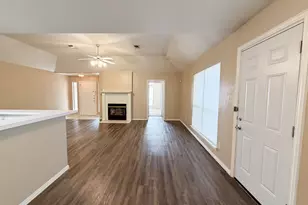 18 Country Club Pl, Waxahachie, TX 75165 - Photo 9