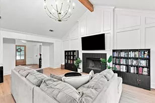 218 Creekside Ln, Coppell, TX 75019 - Photo 7