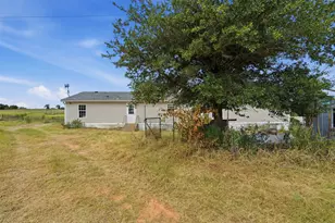 937 Co Rd 4790, Boyd, TX 76023 - Photo 27