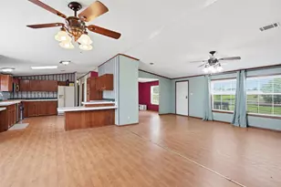 937 Co Rd 4790, Boyd, TX 76023 - Photo 11