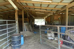 937 Co Rd 4790, Boyd, TX 76023 - Photo 31