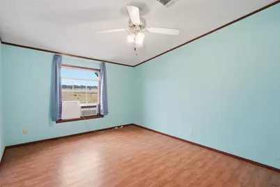 937 County Road 4790, Boyd, TX 76023 - Photo 19