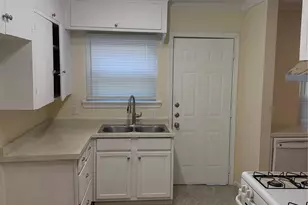 628 Cedar Dr, Garland, TX 75040 - Photo 3