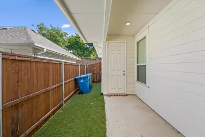 1045 Thomas Place, Carrollton, TX 75006 - Photo 29