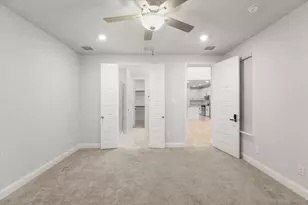 1045 Thomas Pl, Carrollton, TX 75006 - Photo 17