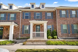 1045 Thomas Pl, Carrollton, TX 75006 - Photo 1