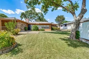 948 Briarcove Pl, Lancaster, TX 75146 - Photo 23